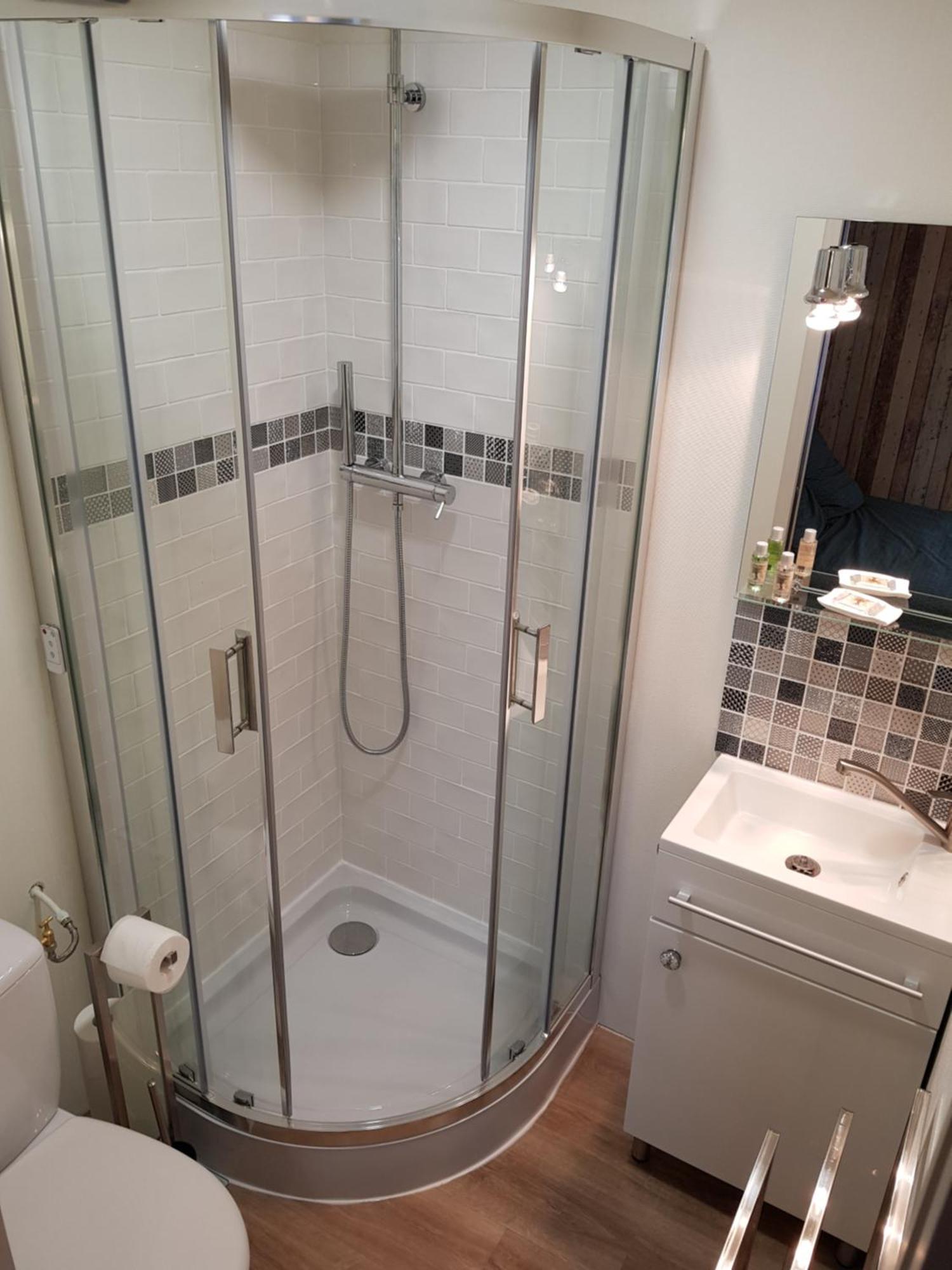 Le Grand Cedre Spa Et Sauna Interieur Piscine Marolles  Bilik gambar